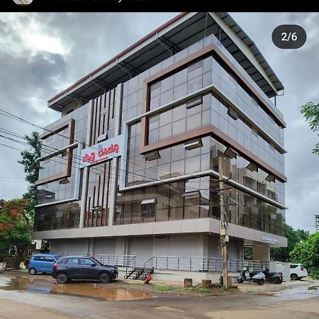 Mythri Residency Hotel Hubli Exterior foto